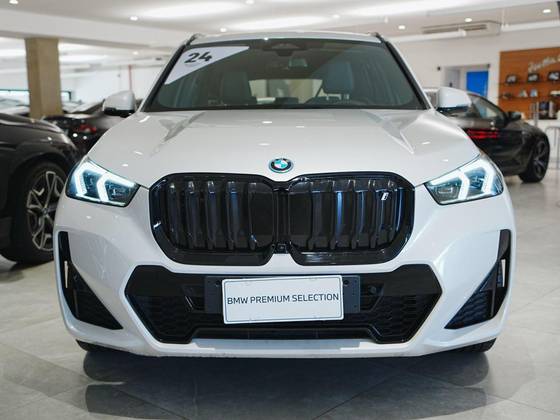 BMW iX1 ELÉTRICO XDRIVE30 M SPORT BMW iX1 ELÉTRICO XDRIVE30 M SPORT